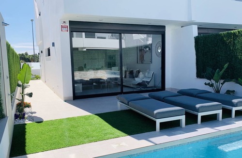 Los Alcazares Villa | Brand new modern villa with private pool