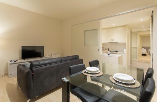 Old Town Apartment | Bravissimo Cort Reial-1A