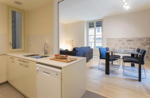 Old Town Apartment | Bravissimo Cort Reial-2A