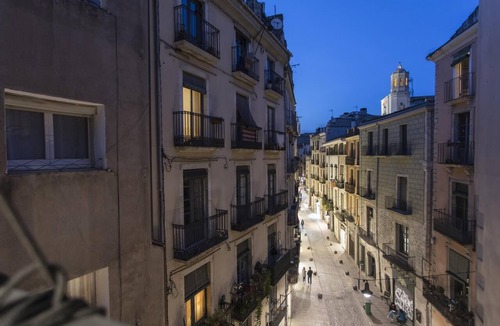 Old Town Apartment | Bravissimo Cort Reial 3B, fantastic apartment