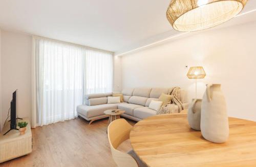 Eixample Apartment | Bravissimo Devesa, 3 bedrooms and near the parc