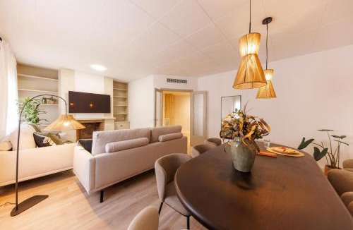 el Mercadal Apartment | Bravissimo Maragall, very spacious and central