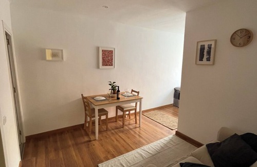 L'Hospitalet de Llobregat Apartment | Bright loft with elevator "15 minutes from downtown" (excellent location)