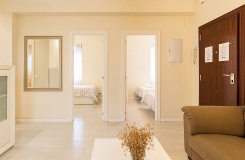Cruz de Humilladero Apartment | Bright 3-bedroom apartment in the heart of Málaga