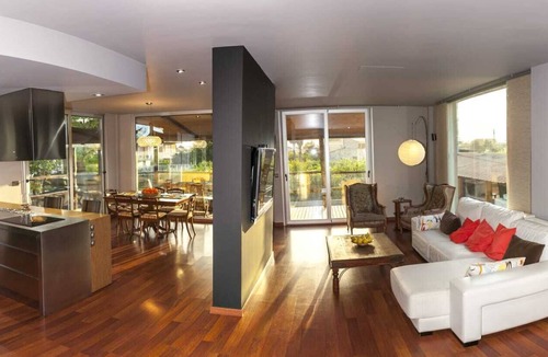 Llano de Brujas House | Bright chalet in the garden