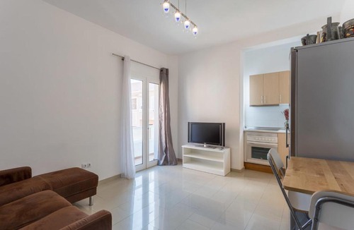 Las Palmas de Gran Canaria Apartment | Bright with terrace next to the beach
