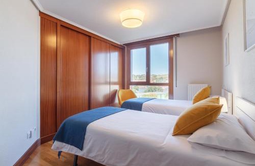 Barakaldo Apartment | Bright Ría Barakaldo
