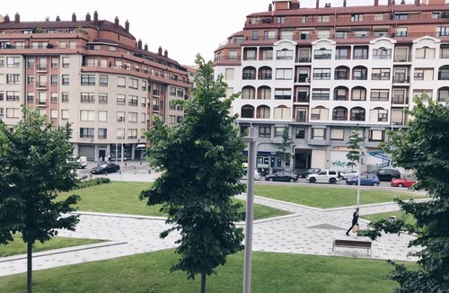 Basurtu Apartment | Bright, spacious and comfortable