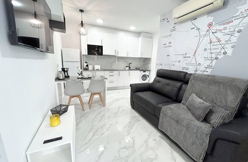 Los Balcones House | Bungalow by the pool with 2 terraces, maximum capacity for 4 people
