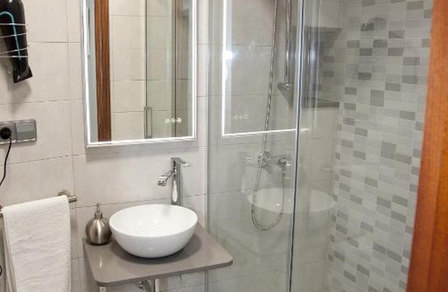 El Ensanche Zona Nuova Apartment | Céntrico exterior amplio 110 m.
