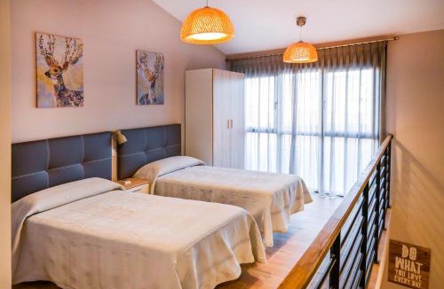 Torrico Apartment | C - Apartamento moderno con piscina compartida