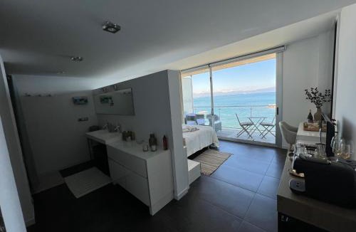 L'Escala Bed & Breakfast | C'est la vie!