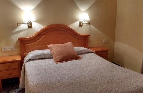 Vilanova d'Escornalbou Hotel | Ca l'Amadeu