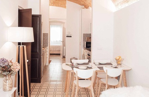 Banyoles Apartment | CA L'ESPARDENYER – apartment in the center of Banyoles
