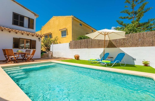 Alcanada Villa | CA'N TORRONET - Charming summer house with private pool and close to the beach. Free WIFI.