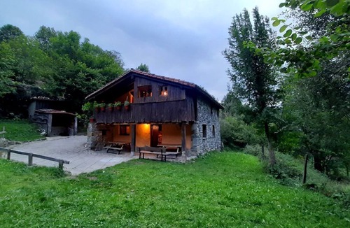 Ogarrio Cabin | Cabaña Pasiega LA Hirriria