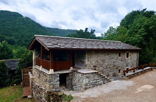Vega de Pas Cabin | Cabaña Vega de Pas. Ideal Para Familias y Amantes del Senderismo