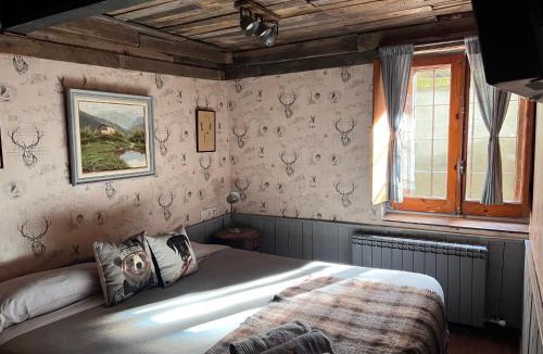 Llivia Apartment | Cabane Du Cerf