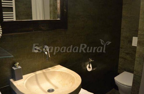 Bascara Cottage | Cabin ∙ 10 bedrooms ∙ 2 guests