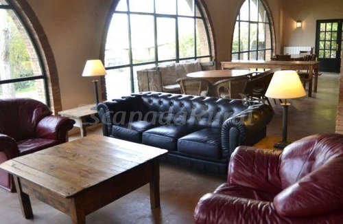 Bascara Cottage | Cabin ∙ 10 bedrooms ∙ 2 guests