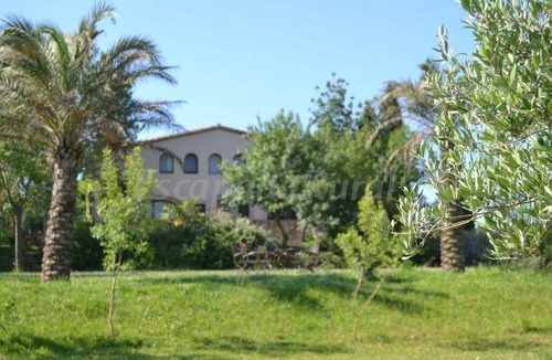 Bascara Cottage | Cabin ∙ 10 bedrooms ∙ 30 guests