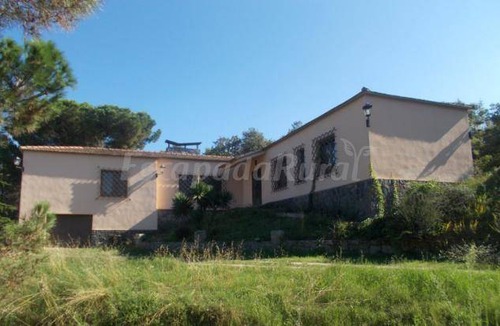 La Roca del Valles Cottage | Cabin ∙ 10 bedrooms ∙ 16 guests