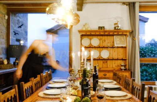 Biosca Cottage | Cabin ∙ 16 bedrooms ∙ 14 guests