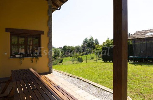 Llanes Cottage | Cabin ∙ 3 bedrooms ∙ 8 guests