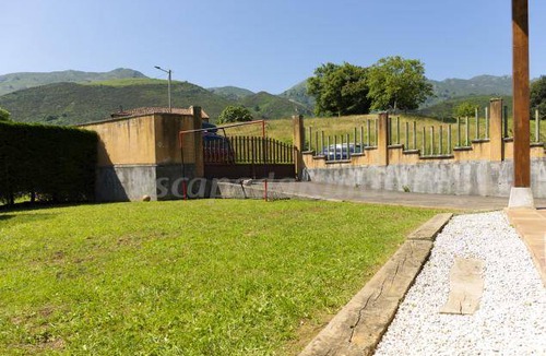 Llanes Cottage | Cabin ∙ 3 bedrooms ∙ 8 guests