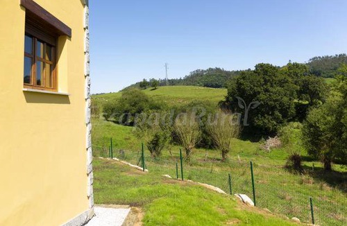 Llanes Cottage | Cabin ∙ 3 bedrooms ∙ 8 guests