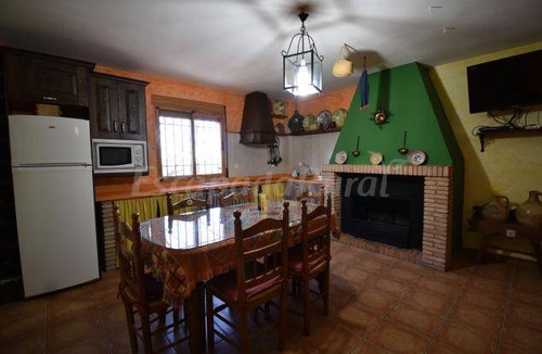 Cazorla Cottage | Cabin ∙ 4 bedrooms ∙ 9 guests