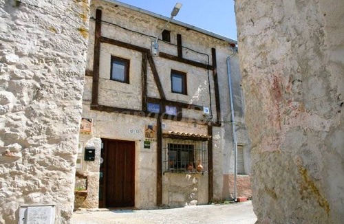 Cogeces del Monte Cottage | Cabin ∙ 7 bedrooms ∙ 5 guests
