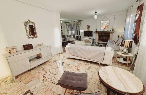 Alpedrete Cottage | Cabin ∙ 7 bedrooms ∙ 16 guests