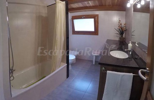 Arbucies Cottage | Cabin ∙ 9 bedrooms ∙ 20 guests