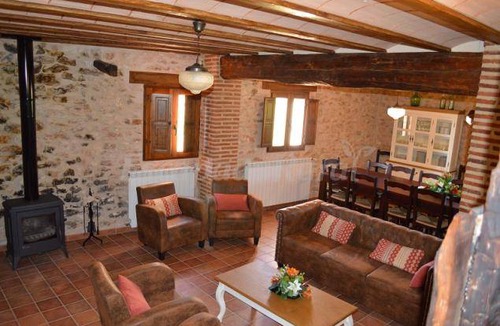 El Pla de Santa Maria Cottage | Cabin ∙ 6 bedrooms ∙ 16 guests
