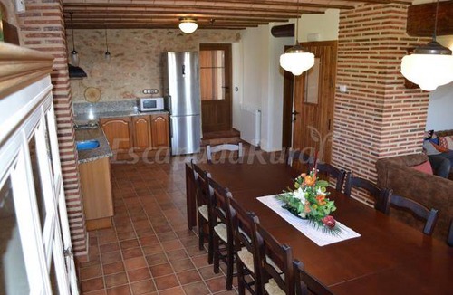 El Pla de Santa Maria Cottage | Cabin ∙ 6 bedrooms ∙ 16 guests