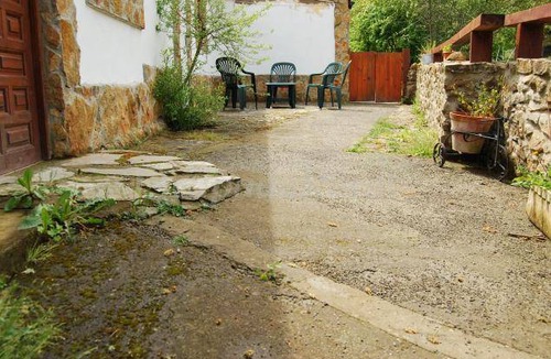 Reocin de los Molinos Cottage | Cabin ∙ 6 bedrooms ∙ 5 guests