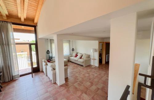 Vilanova de Meia Ski Chalet | Cal Gabarró - Casa para 12 con piscina, WiFi, AC y BBQ