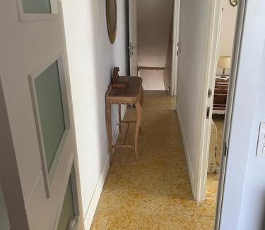 Penelles Apartment | Cal Robert