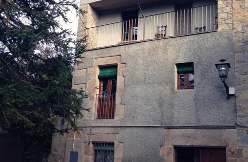 Alpens House | Cal Son is a house located within the urban area of ​the town of Alpens