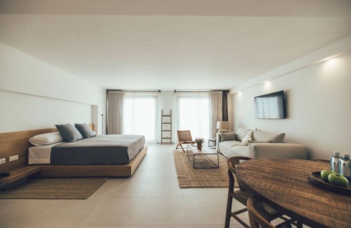 Coveta Fuma Hotel | Cala Lanuza Suites