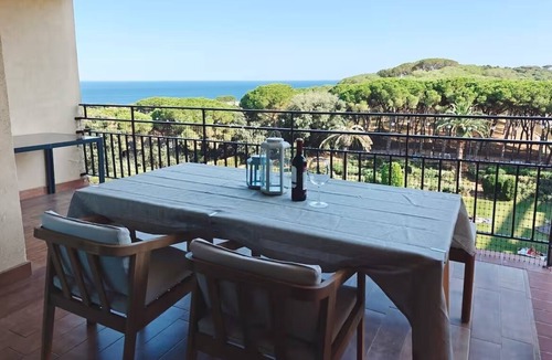 Calella de Palafrugell Apartment | Calella de Palafrugell Sea View Apt | Pool Terrace - Tennis