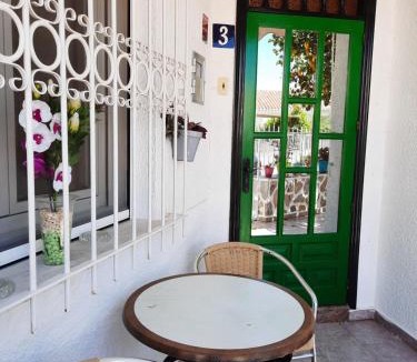 Santiago de la Ribera House | Calle Dr Fleming 3 bedroom home for 6 people