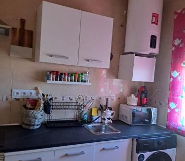 Jaen Apartment | Calle lerida, piso a 8mn a pie de la catedral en zona de aparcamiento gratis