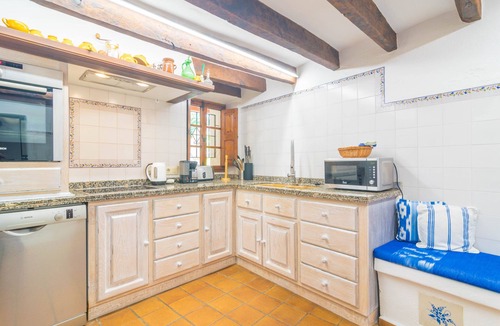 Pollensa House | CALVARI - Chalet with terrace in Pollença. Free WiFi