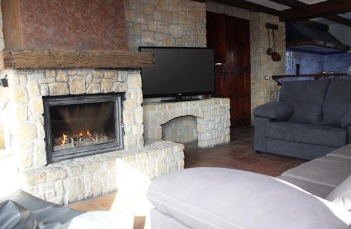 Quintanar de la Sierra House | Camino del Pinar