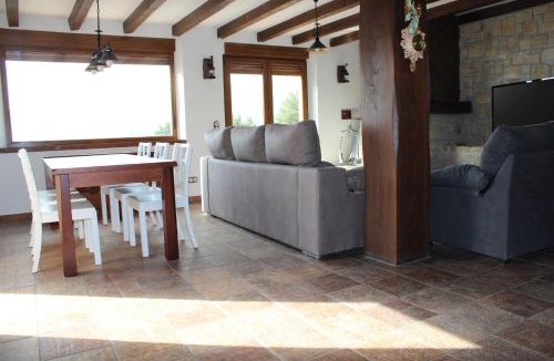Quintanar de la Sierra House | Camino del Pinar