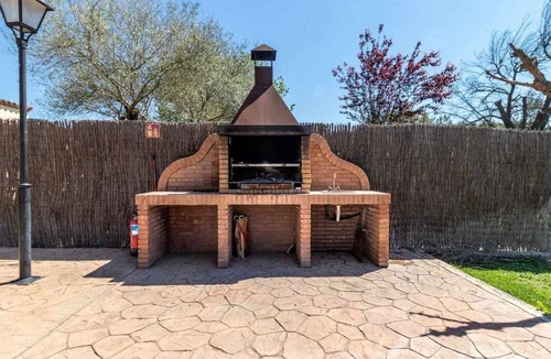 Llambilles House | Can Bugantó - spacious house with pool and garden