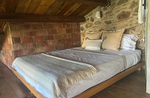 Bordils House | Can Cirili Rustic Romantic apartment for couples or family events
