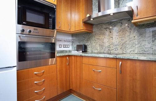 Sant Andreu de Llavaneres Apartment | Can Sans - quiet community